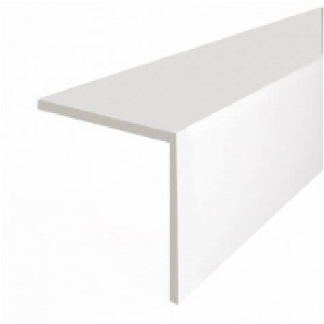 картинка Угол 10х10мм 2,7м "Идеал", 001 Белый (100) от магазина ТНП