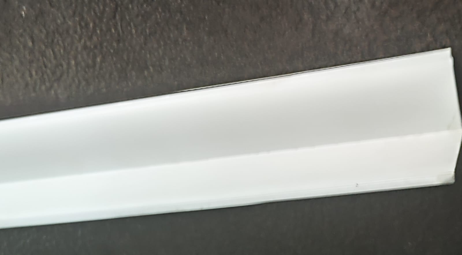 картинка Бордюр на ванну 25мм универсальный 2,0м "Идеал", 001-0 Белый Глянцевый от магазина ТНП