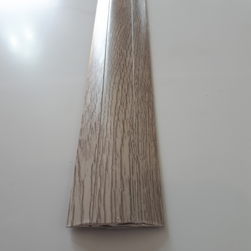 картинка Порог с монтажным каналом 42мм 0,9м "Идеал", 229 Дуб латте от магазина ТНП