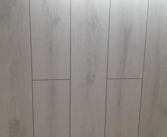 картинка Ламинированные полы, коллекция Elegante, декор Дуб Родос NL 8,0/33/1382*193/ 1 сорт фаска  от магазина ТНП