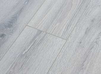 картинка Ламинированные полы,коллекция КарелияпПлюс, декор Дуб Норвежский NL12,0/33/1382*193 1сорт фаск 1,334 от магазина ТНП